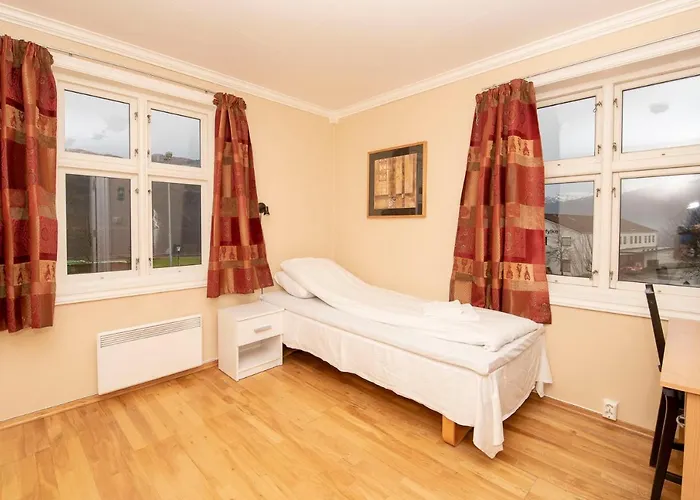 Grand Budget Hotel